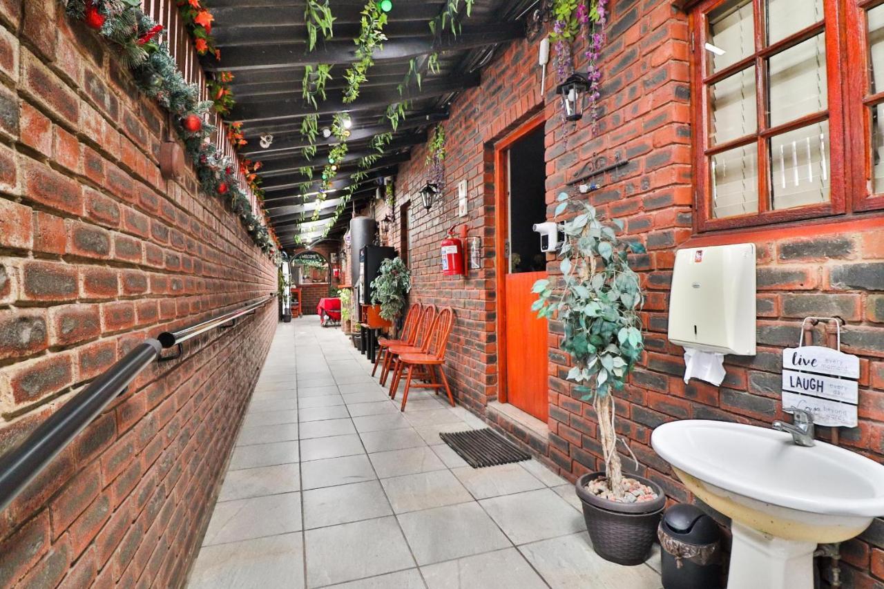The Travel Inn Durban Exterior foto